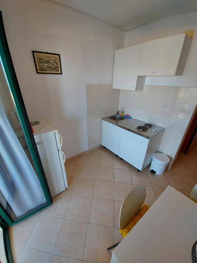 Apartmani More 德尔韦尼克 外观 照片